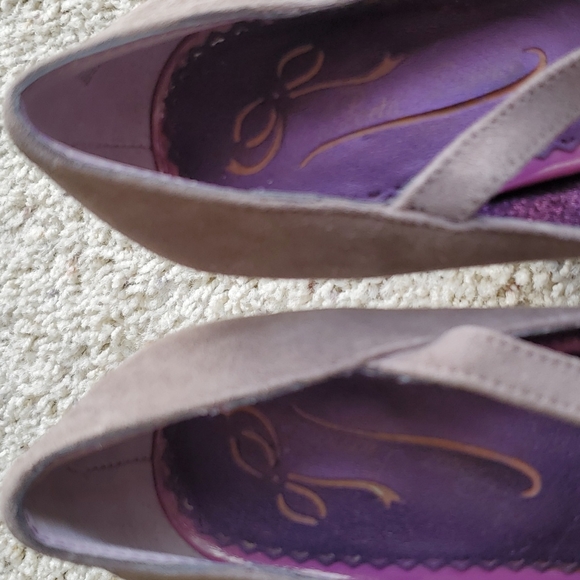 Poetic License Women's Collectors Item Mary Jane Pump Size 6 - Picture 7 of 9